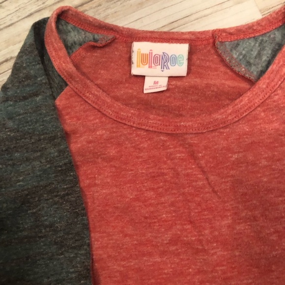 Lularoe Randy Tee - Picture 3 of 3